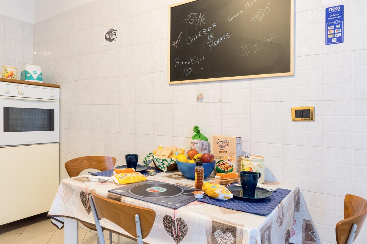 Jukebox & Rooms B&B Рим Экстерьер фото